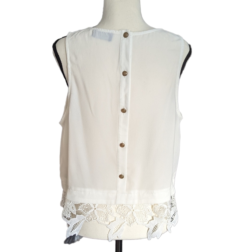 Astr Nordstrom Ivory Top with Floral Lace Bottom Size L - Picture 3 of 11